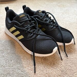 Adidas QT Racer 2.0 Running Shoes